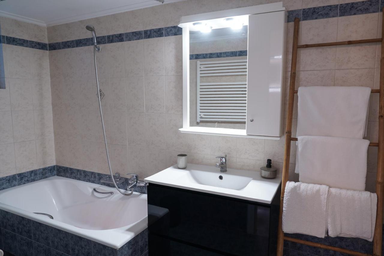 Cozy Apartment - Ophelia Nafplio Exterior photo
